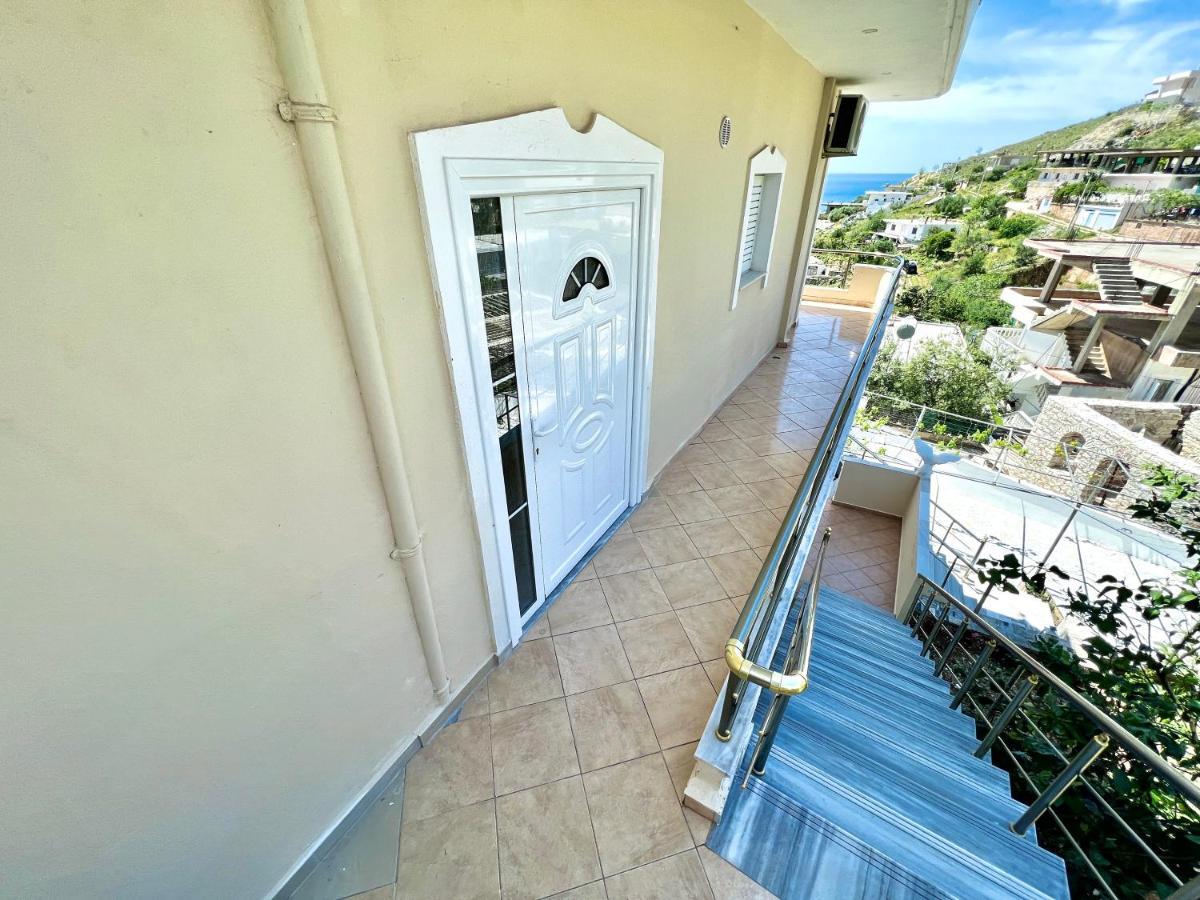 Propery Under Renovation Apartment Sarandë Exterior foto