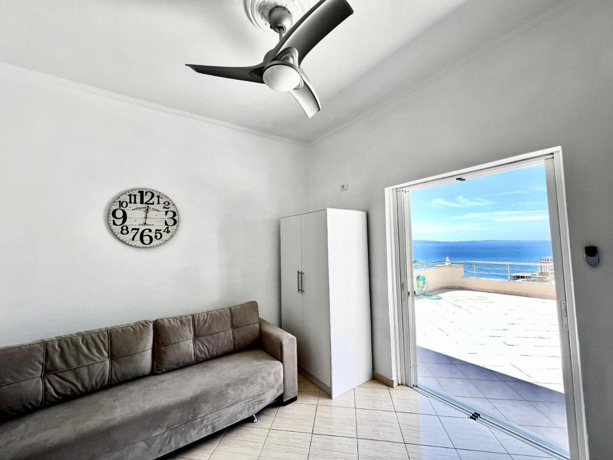 Propery Under Renovation Apartment Sarandë Exterior foto